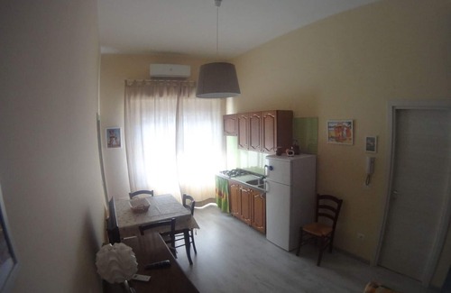 Fiumefreddo di Sicilia House | Cozy Holiday Apartment in Fiumefreddo di Sicilia for 3