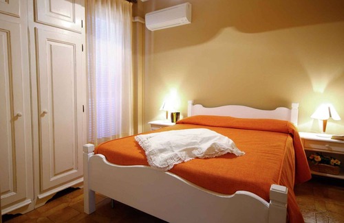 San Bartolomeo al Mare Apartment | Comfortable Holiday Apartment with AC, WiFi & Pool Access