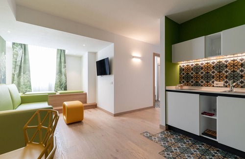 Riva del Garda Bed & Breakfast | Top-Rated Holiday IV Gardan: Pool, Spa & Family-Friendly