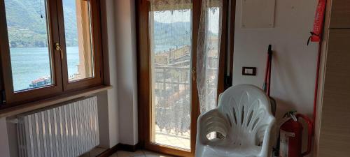 Peschiera Maraglio Apartment | Unforgettable Island Holiday at a 4-Star Retreat