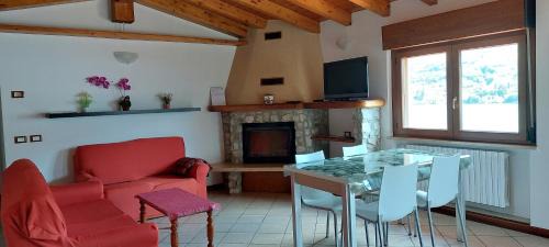 Peschiera Maraglio Apartment | Unforgettable Island Holiday at a 4-Star Retreat