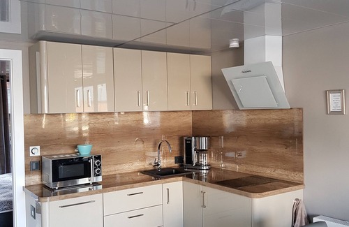 Cuxhaven Apartment | Unforgettable Stay at Riverloft I Houseboat with Ocean View