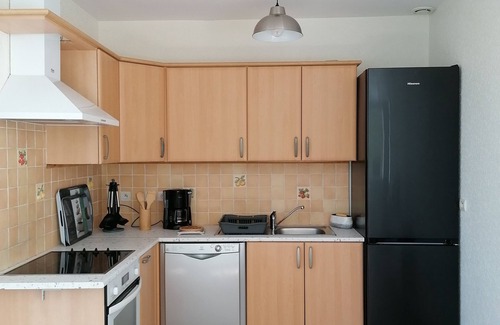 Saint-Pol-de-Leon Cottage | Guest Rated 9.8: Holiday Rental House Saint Pol de Leon