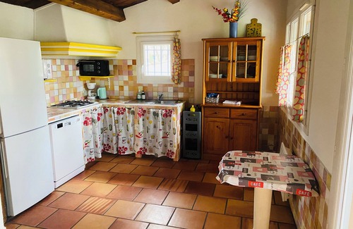 Lorgues Villa | Pet-Friendly Holiday Rental with Pool and Garden Oasis