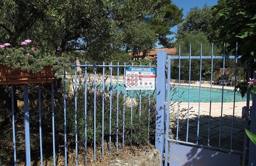 Lorgues Villa | Pet-Friendly Holiday Rental with Pool and Garden Oasis