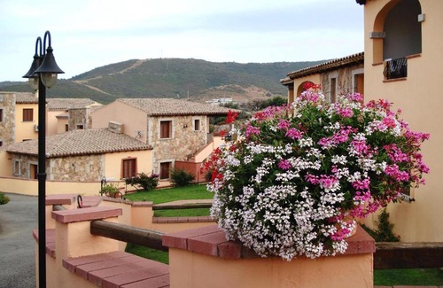 Maiorca Apartment | Pet-Friendly Holiday Residence Li Troni in Budoni