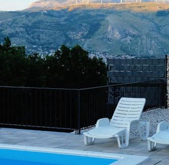 Mostar Villa | Exceptional Holiday Resort Bevel - Oceanfront Paradise