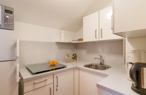 Oberaudorf Apartment | Cozy Holiday Resort Oberaudorf: 3 Room Apartment with Pool