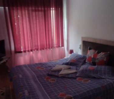 Neptun Apartment | Delightful Holiday Getaway - Pet & Child Friendly Stay