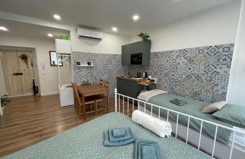 Intra Apartment | Exceptional Holiday Studio in Centro Storico Intra Awaits