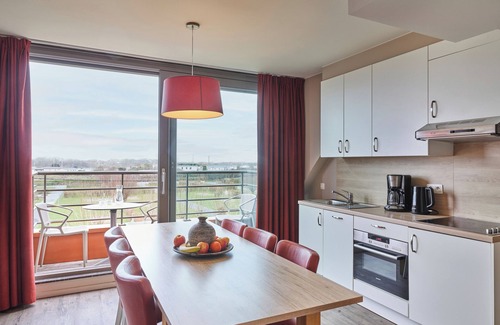 Westende Apartment | Welcoming Holiday Suites Westende: Family-Friendly Retreat