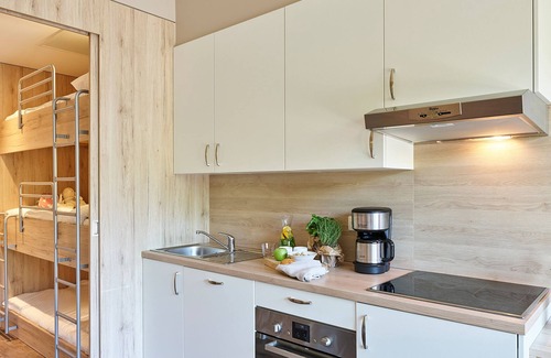 Westende Apartment | Welcoming Holiday Suites Westende: Family-Friendly Retreat