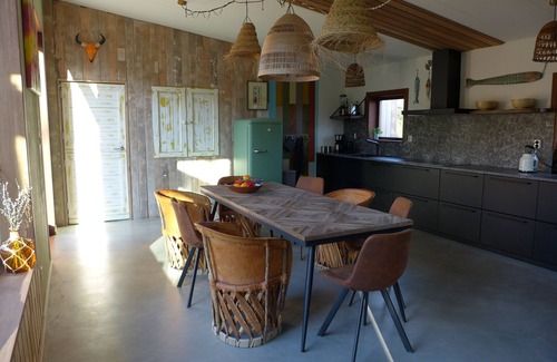 Renesse Villa | Beachside Holiday Villa with Pool and Ocean Views
