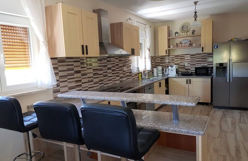 Slivno House | Sea View Holiday Villa with Pool and Spa Amenities