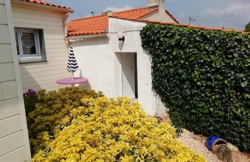 Saint-Maixent-sur-Vie House | Discover a Countryside Retreat in Saint-Gilles