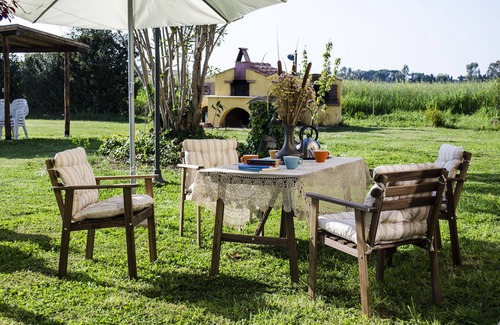 Castagneto Carducci Apartment | Family Getaways in Beautiful Tuscany with Ocean Views