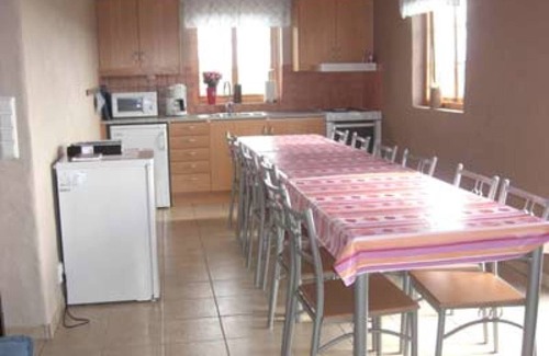 Malarhusens Apartment | Escape to Tranquil Fields Near Ystad, Pet-Friendly Retreat
