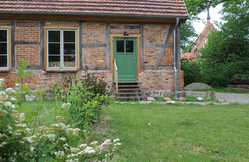Dummerstorf Cottage | Historic Rectory Retreat Near Rostock with Ocean Views