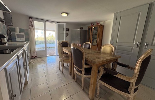Riez Cottage | Discover LOU Souleu: Family-Friendly Retreat Near Lake St. Croix