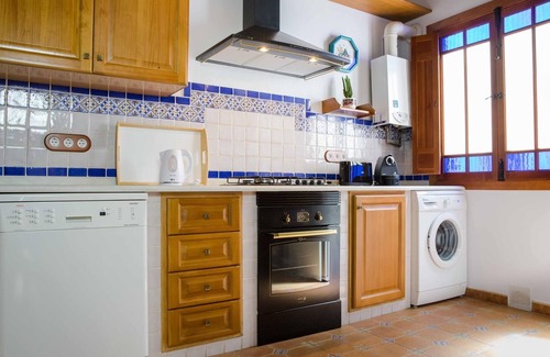 Ensanche Centro Apartment | Prime Stay at Holidays2Malaga with Oceanfront Views