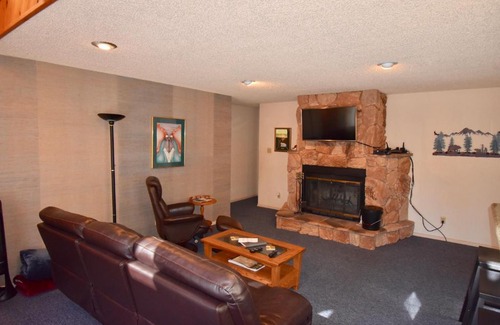 Alto House | Holladay's Hideaway: Perfect for Families and Pet Lovers
