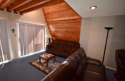 Alto House | Holladay's Hideaway: Perfect for Families and Pet Lovers