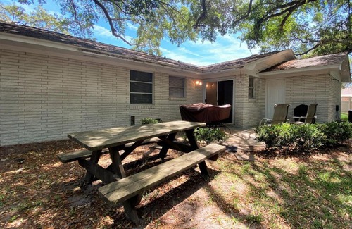 Jekyll Island Apartment | Family-Friendly Holland House Duplex with Top Ratings