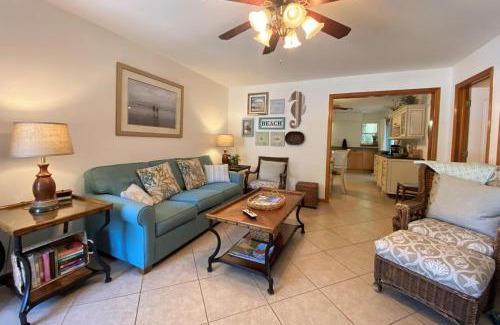 Jekyll Island Apartment | Family-Friendly Holland House Duplex with Top Ratings