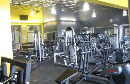 Taft Hotel | Oceanfront Retreat at Holland Inn and Suites - 8.1/10 Rated