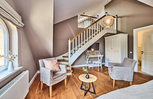 Hollenstedt House | Experience Hollenstedter Hof: Pet-Friendly & Family Welcoming