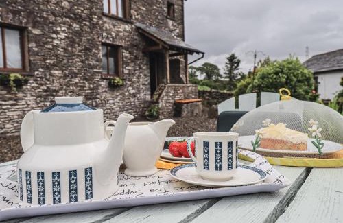 Kendal Apartment | Hollins Farm Barn: Guest Rated 9.8/10, A Perfect Getaway