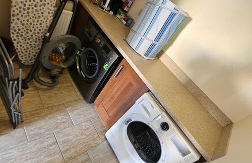 Durham House | Charming Holly Crescent Hotel in Sacriston - Rated 9.3/10