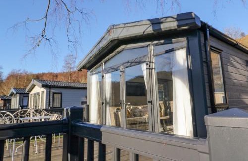 St Fillans House | Discover Hollybirch: Pet-Friendly & Rated 9.8 by Guests