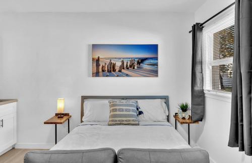 Downtown Hollywood Apartment | Beachside Hotel Suite Near Hollywood Blvd for Families