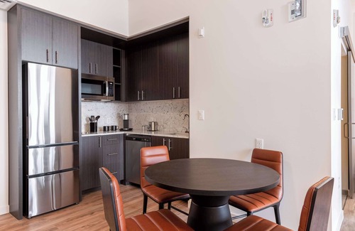 Central Area Hotel | Relax at Holman Riverfront Park Hotel Salem, Tapestry by Hilton
