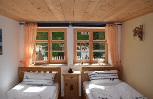 Christazhofen Apartment | Inviting Holstein-Höfle on ArgenInsel - Rated 9/10!