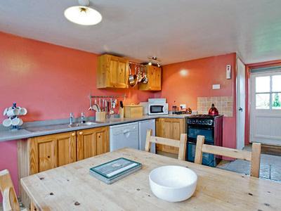 East Dereham House | Experience Holy Boys: 4-Star Child-Friendly Retreat