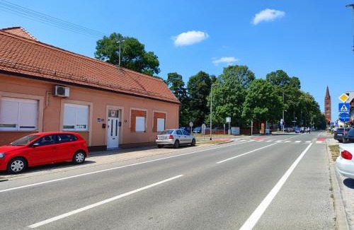 Dakovo Apartment | Holy Hotel: Family-Friendly with Breakfast & 9.9/10 Rating