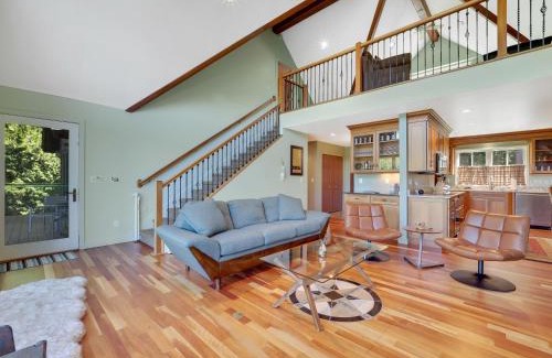 East Jordan House | Family-Friendly Holy Island Getaway with Ocean Views