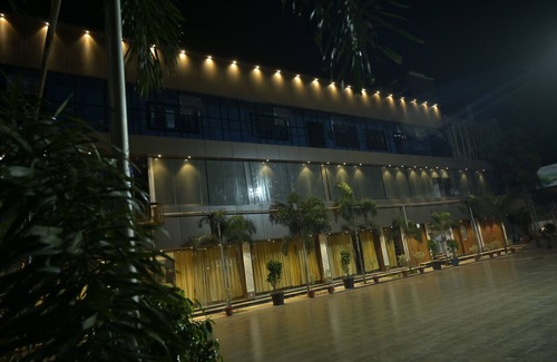 Baripada Hotel | Budget-Friendly Stay at Holy Palace with Breakfast Included