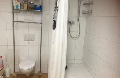 Nymphenburg Apartment | Cozy Holz-Wohnfass in Munich-Nymphenburg for Families