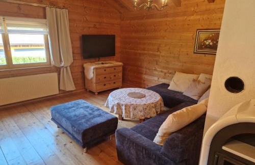 Eging am See Apartment | Family-Friendly Holzkastl with Great Guest Reviews