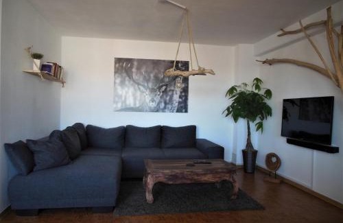 Cottbus Apartment | Holzmichel FEWO: Pet-Friendly Retreat with Balcony