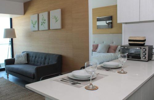 Historical District Apartment | Cozy 1-Bedroom Ocean View Apartment with Pool Access
