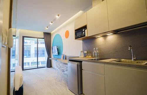 Phuket Apartment | Discover HOMA Phuket Town: 4-Star Gem with Pool & Spa