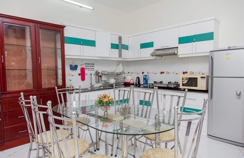 Vung Tau Apartment | Cozy Home 1: Enjoy Breakfast and Kitchen Amenities