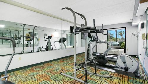 Historic Downtown Kissimmee Hotel | Comfortable Home 1 Suites Extended Stay - Kissimmee Awaits