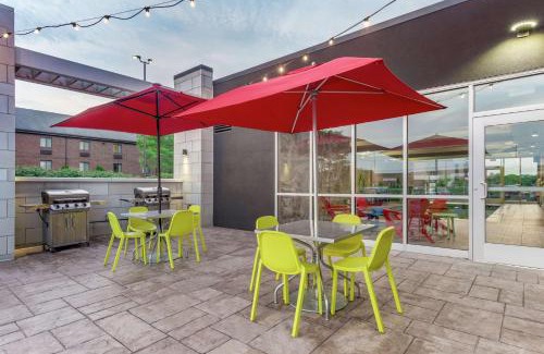 Indianapolis Hotel | Relax at Home 2 Suites By Hilton Indianapolis Northwest