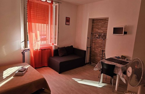 San Donato Apartment | Convenient Home 21: Wi-Fi, Pet-Friendly & Near Downtown