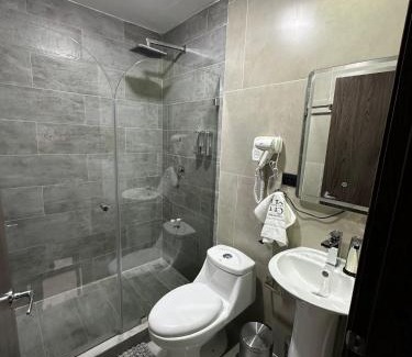 Escazu Cabin | Family-Friendly Stays at Home 333 Habitacion 335